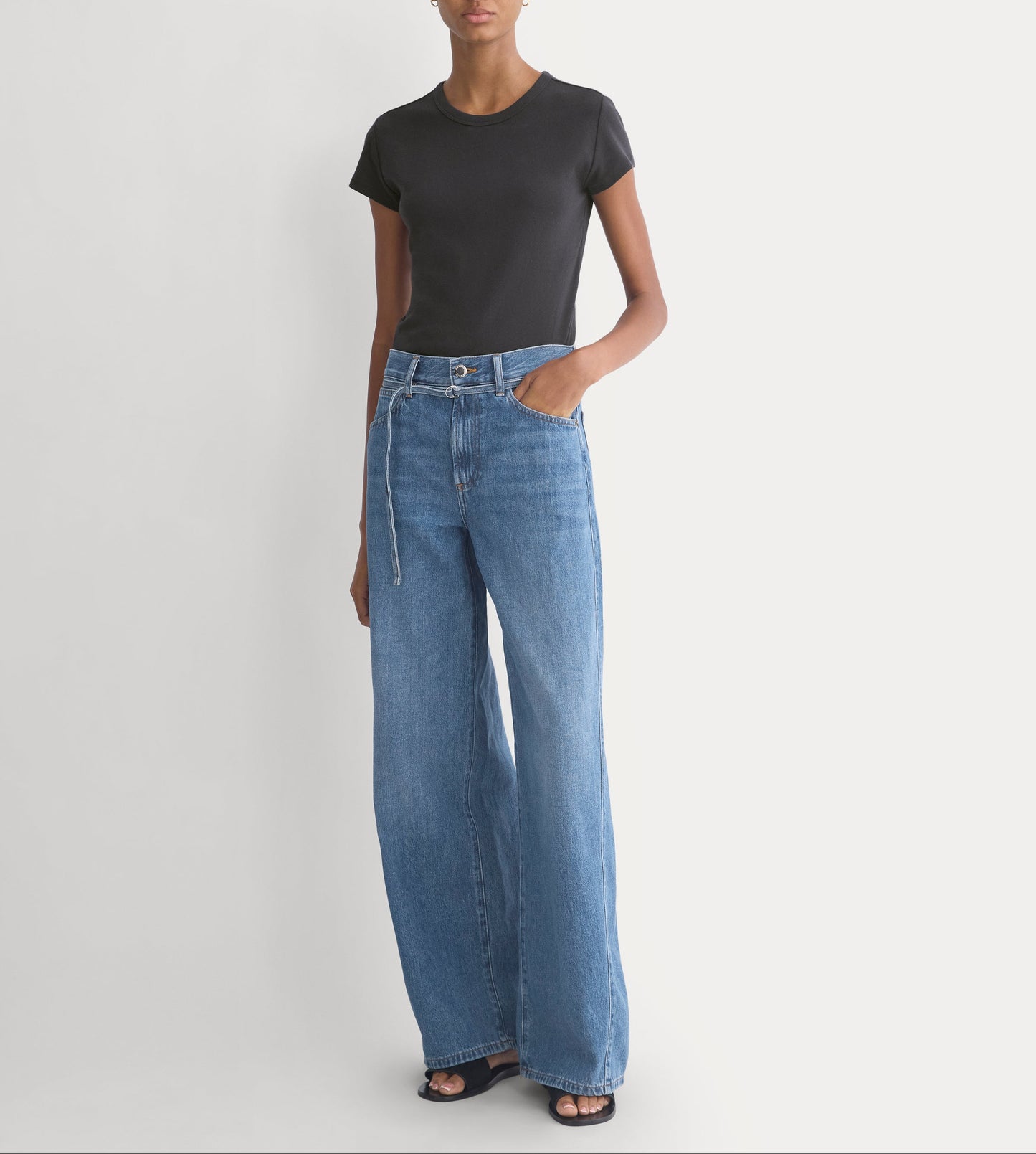 Lightweight Loose Wide-Leg Jean | Medium Indigo | Long