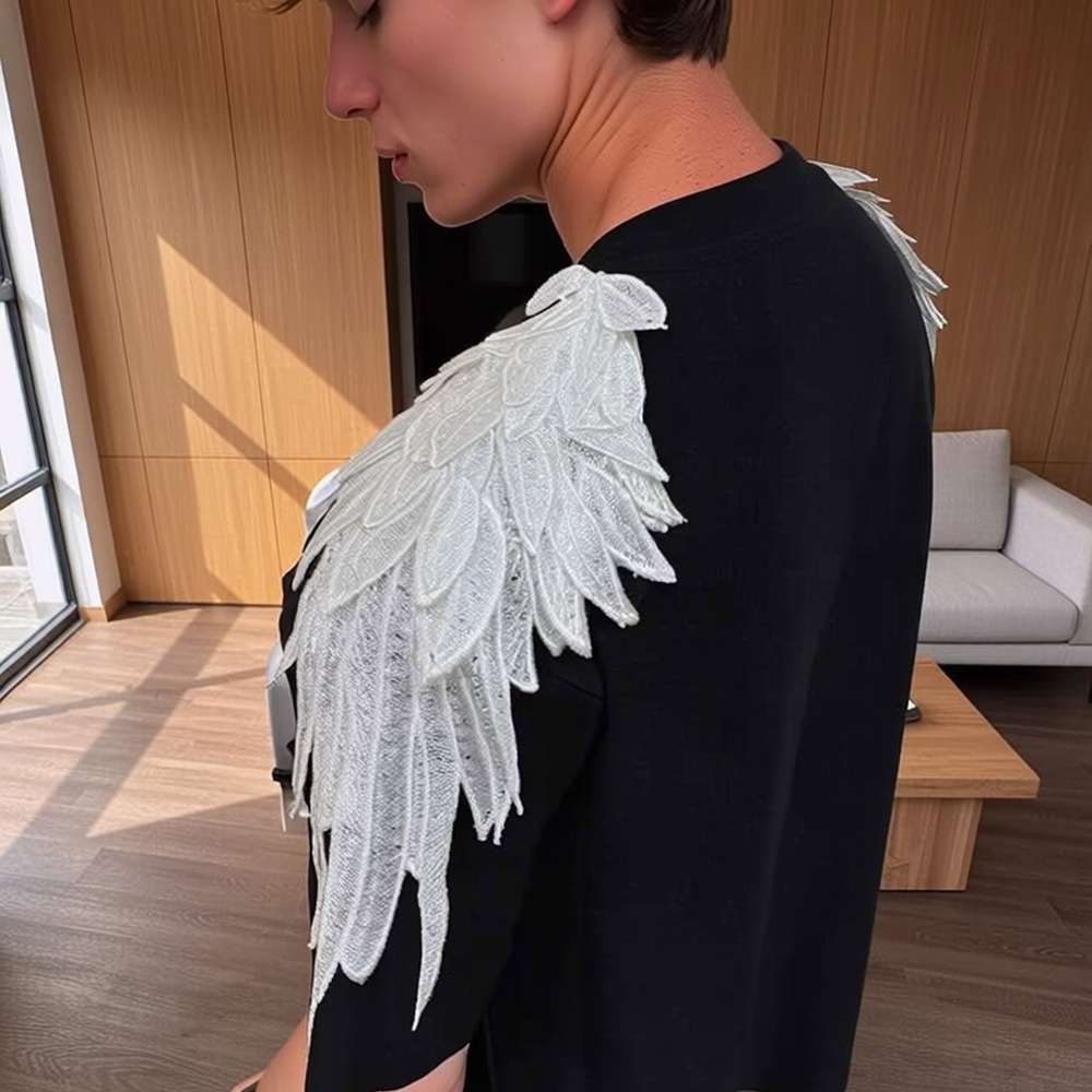 Single Shoulder 3D Lace Wing Letter Print Fashion Short Sleeve Tee